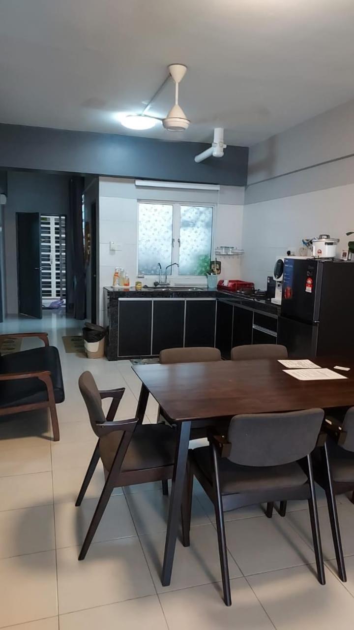 Hanis Homestay De Bangi view 4
