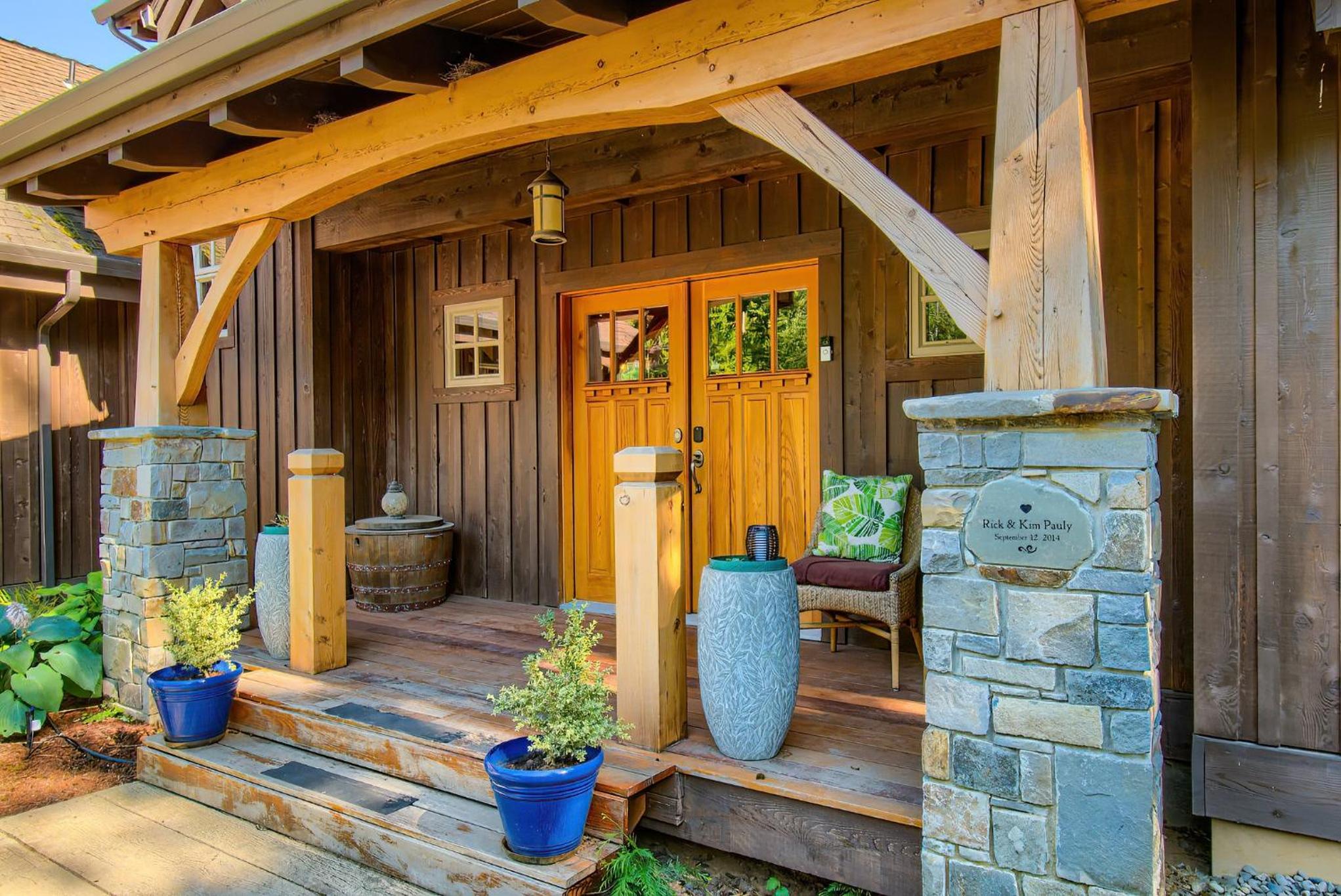 Maple Hill Lodge view 2