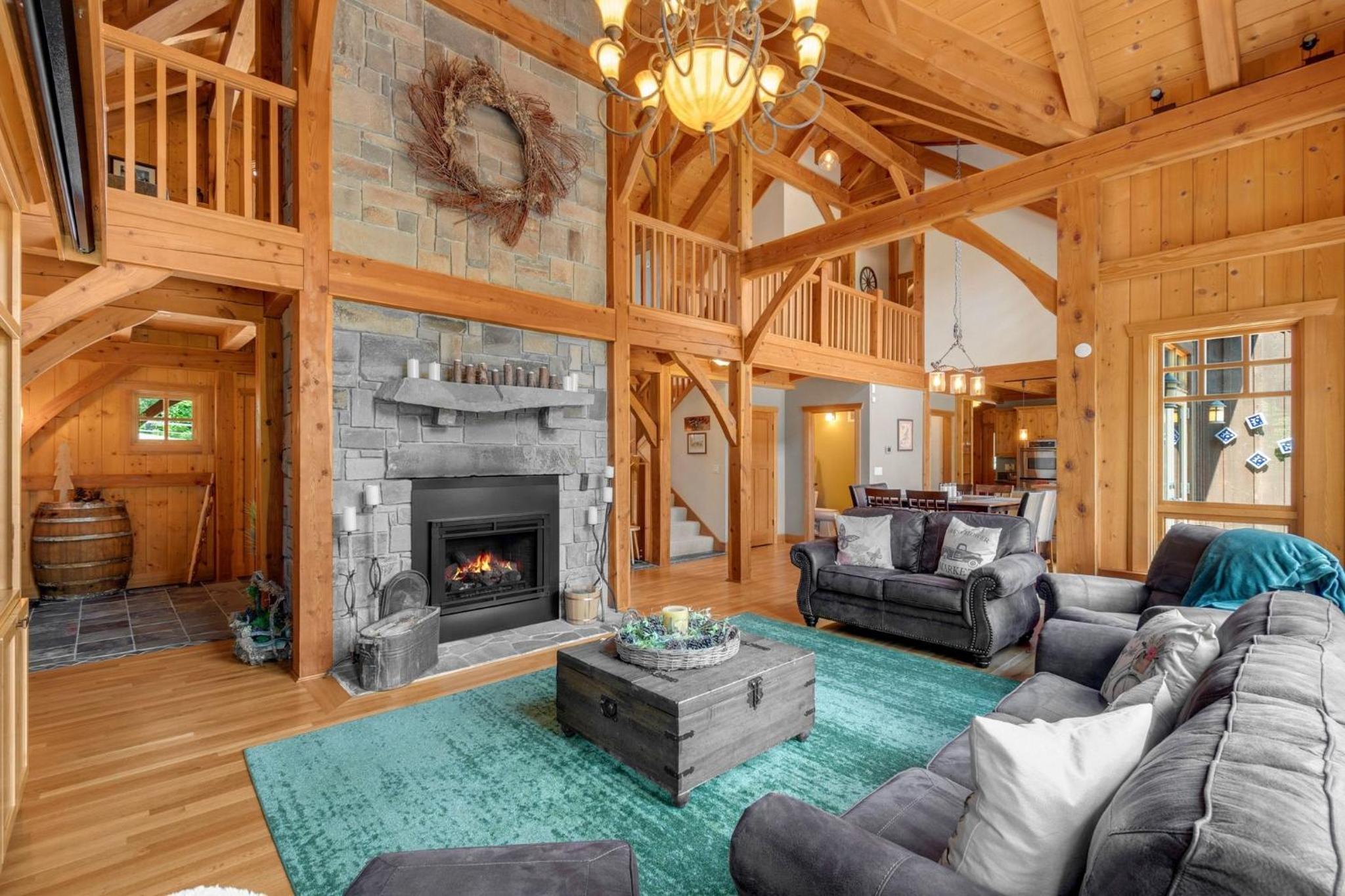 Maple Hill Lodge view 4