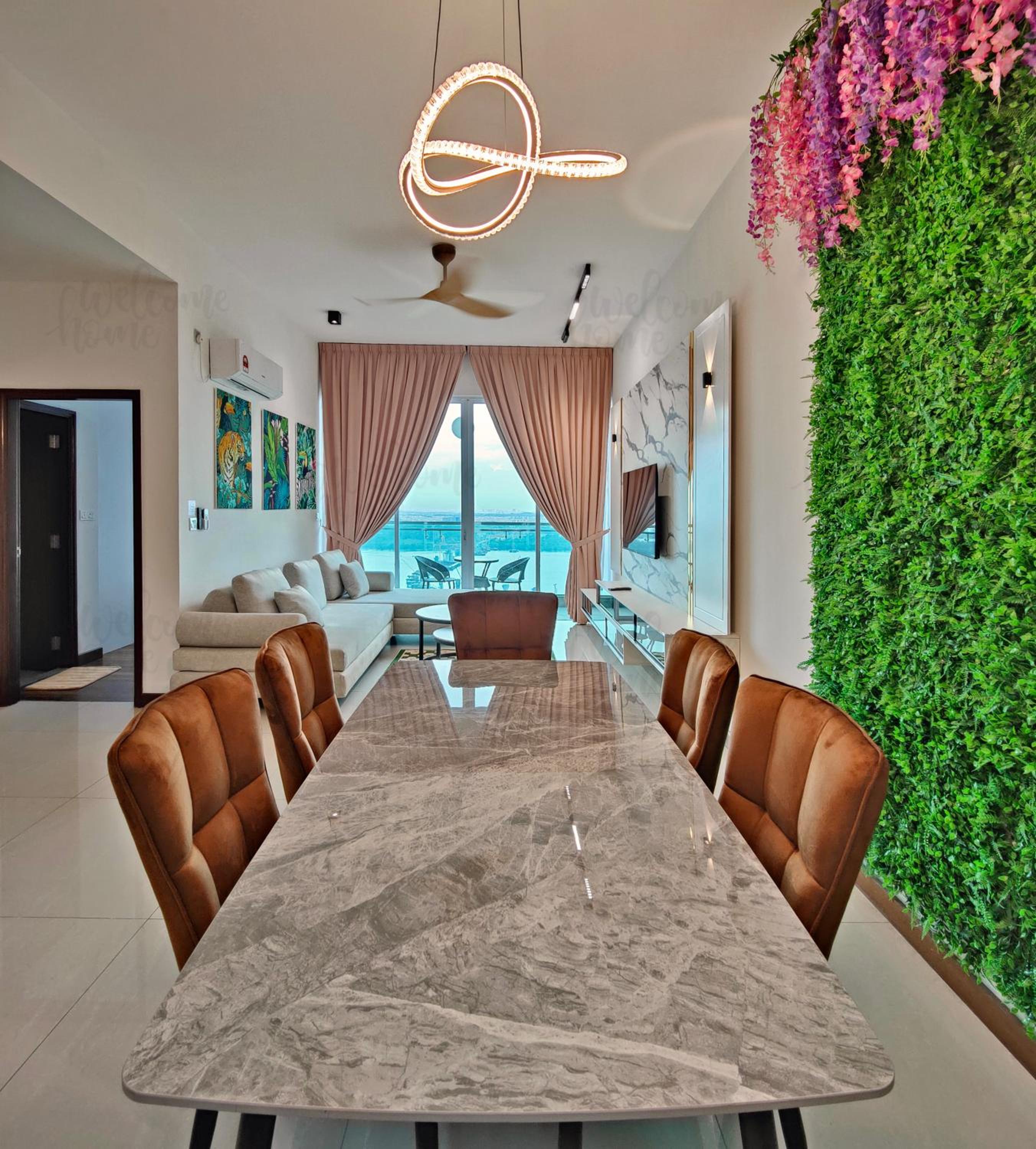 Paragon Suites CIQ Homestay by WELCOME HOME