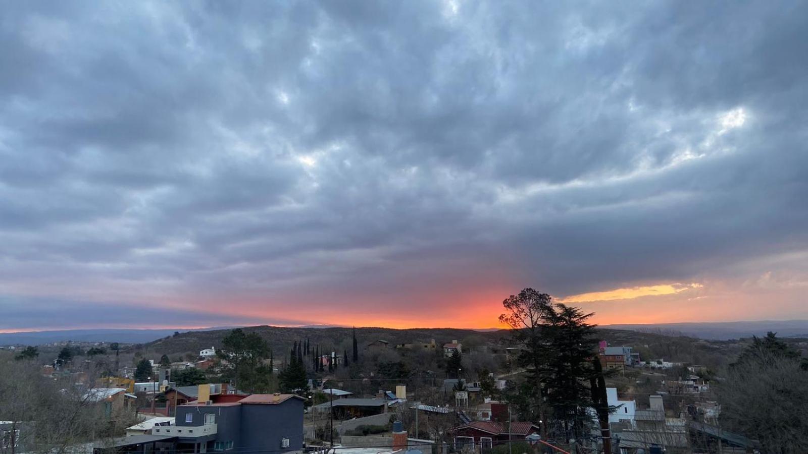 ENCANTO SERRANO