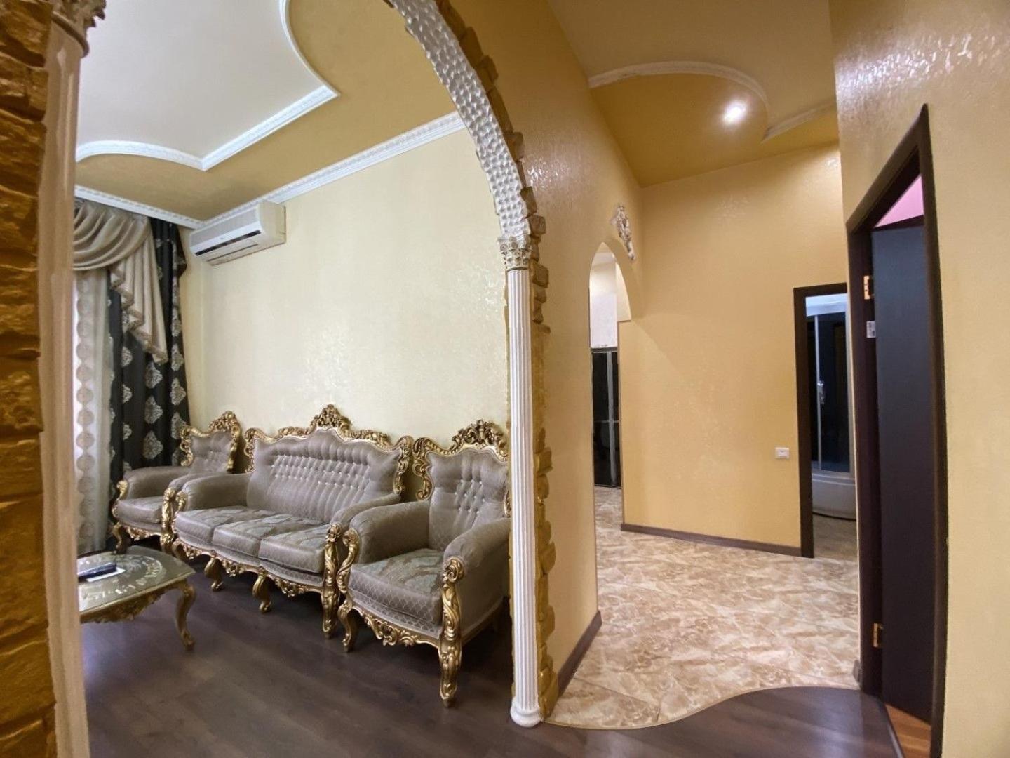 Large 5 bedroom VIP Villa 2