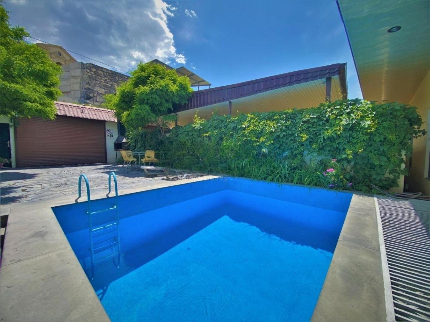 Large 5 bedroom VIP Villa 2