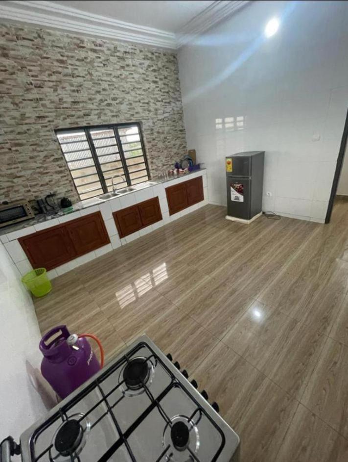 AGIM-GUESTHOUSSE