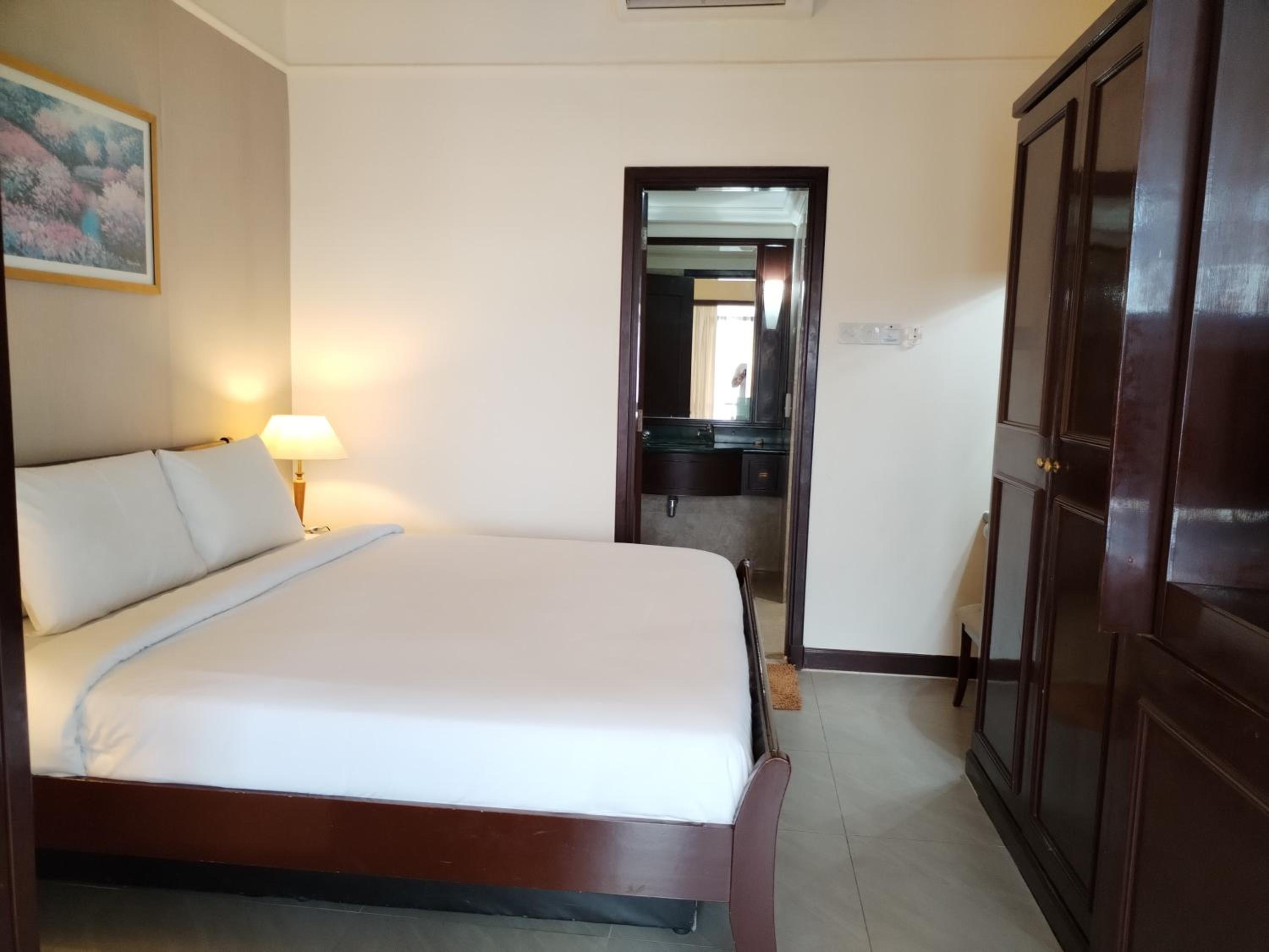 KL Premier Suites AT Times Square