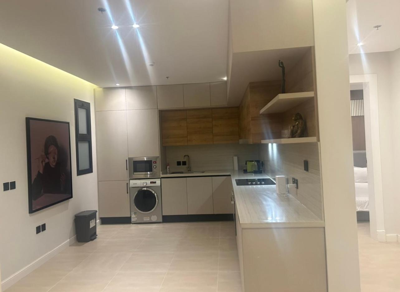 Luxurious apartment with a hall and 3 bedrooms with self-entry
