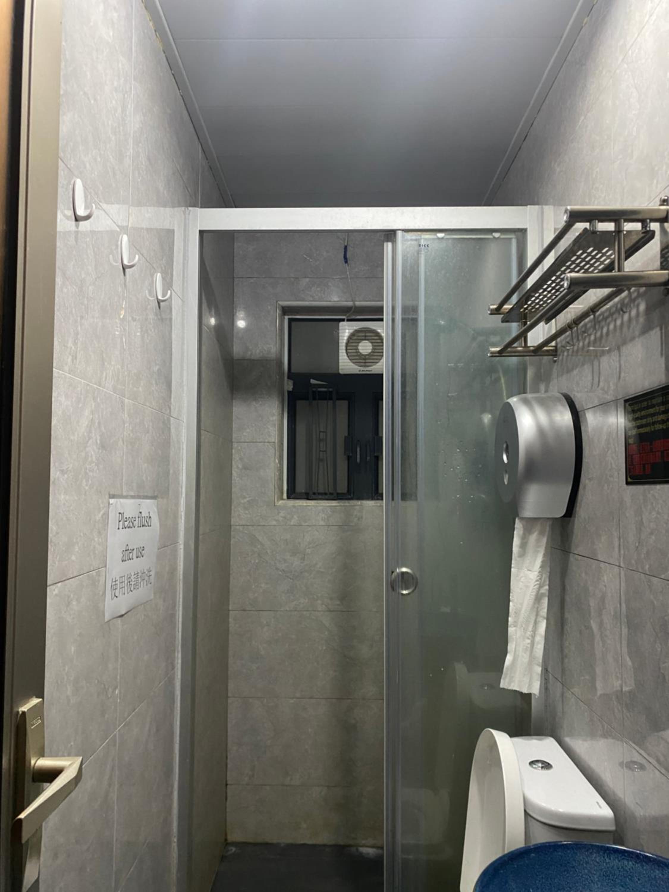 Sleep Cubee Hostel