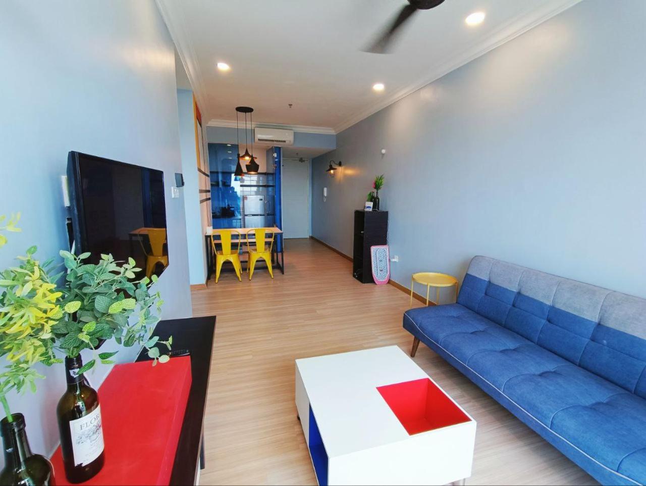 The Wave Residence by Jeffery Lam Home Management photo 1