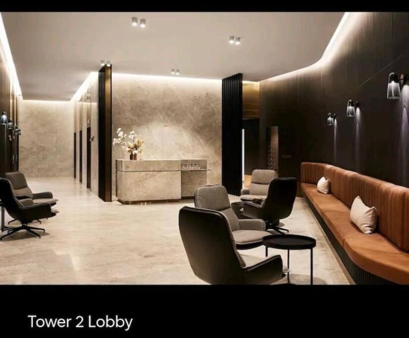 Brand New 2BR Apt at Mel CBD