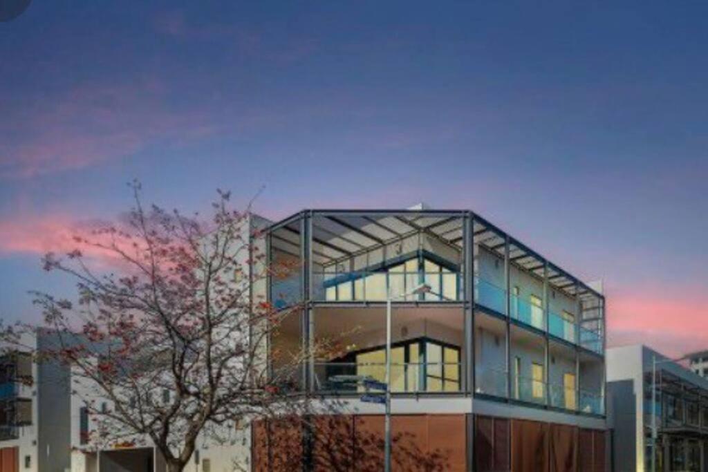 Hotel Marlston View Luxury Retreat - Image 1