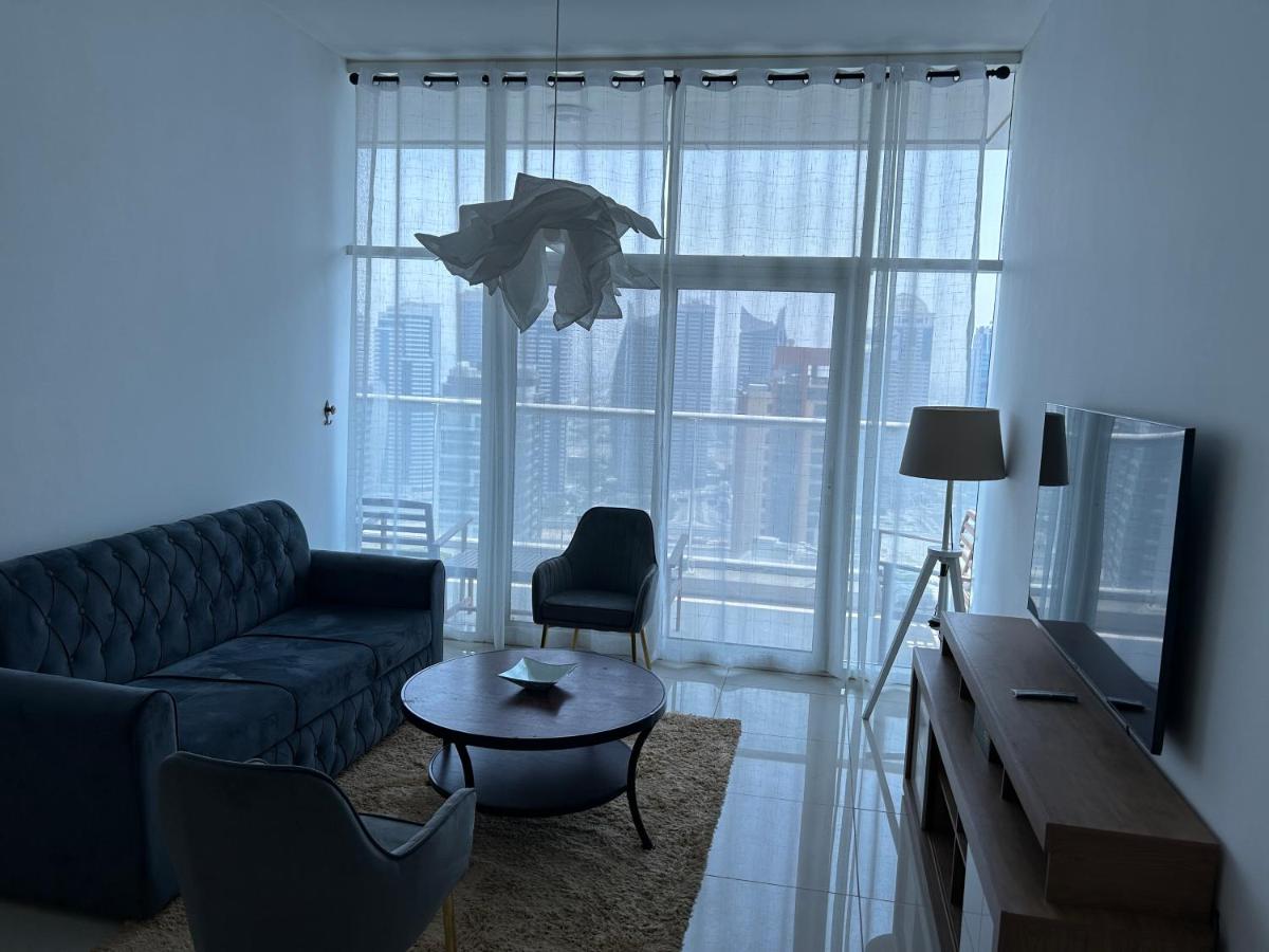 Golden Stay Vacation Homes continental tower marina