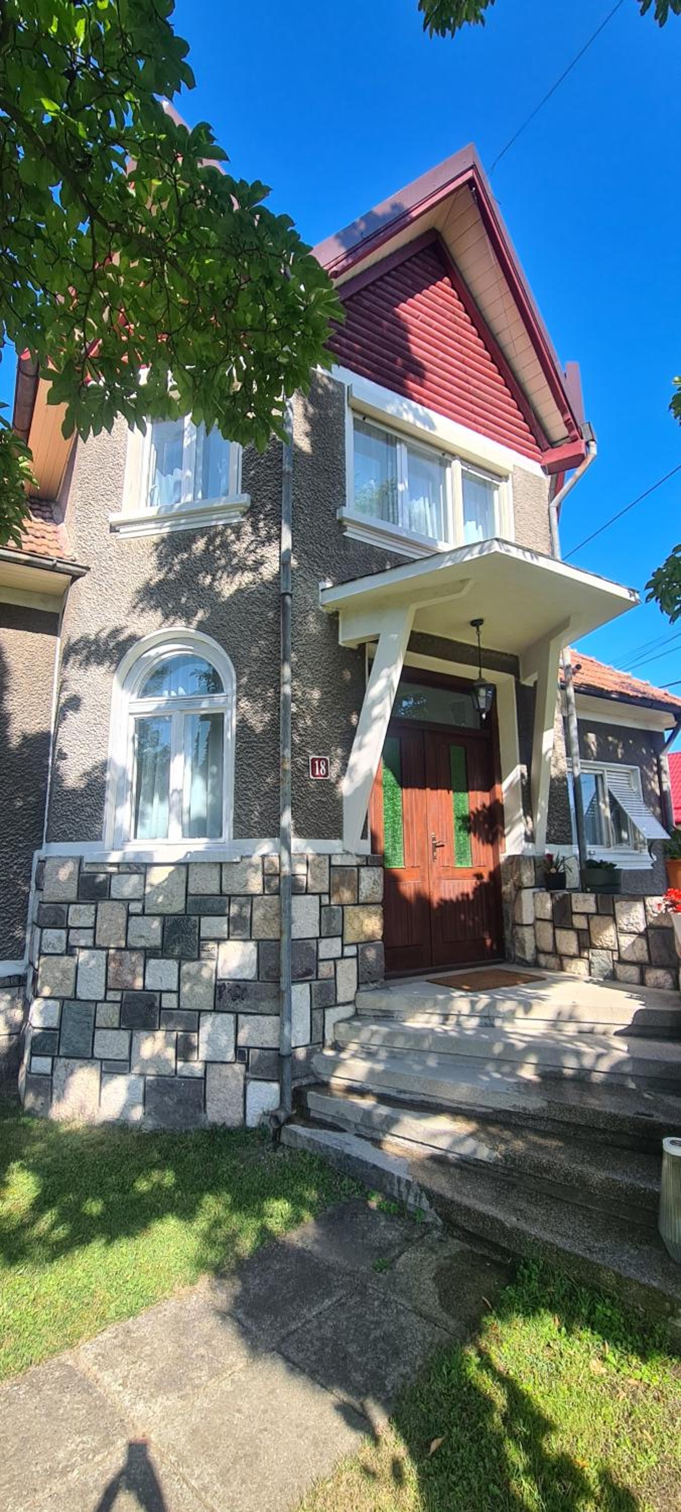Photo 46