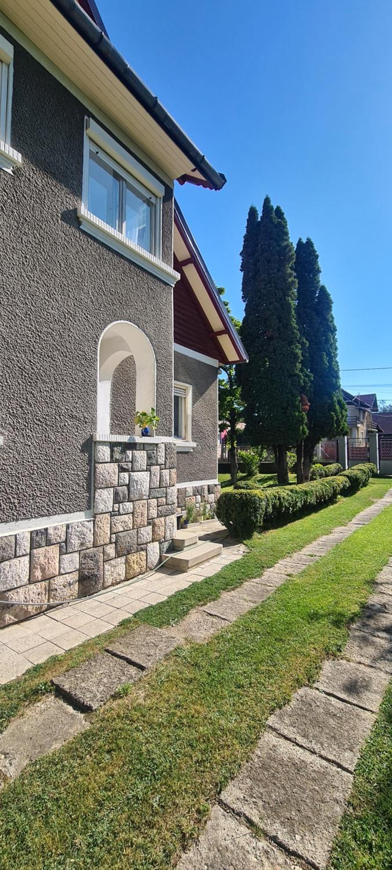 Photo 47