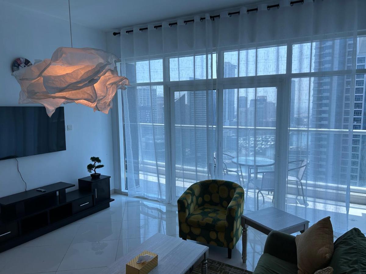 Golden Stay Vacation Homes continental tower marina
