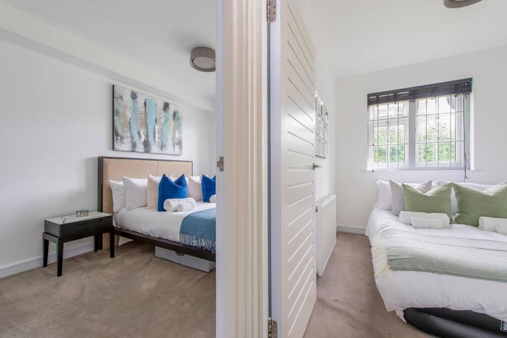 2 BR, Modern Urban Sanctuary 1CC - Cherrydeal