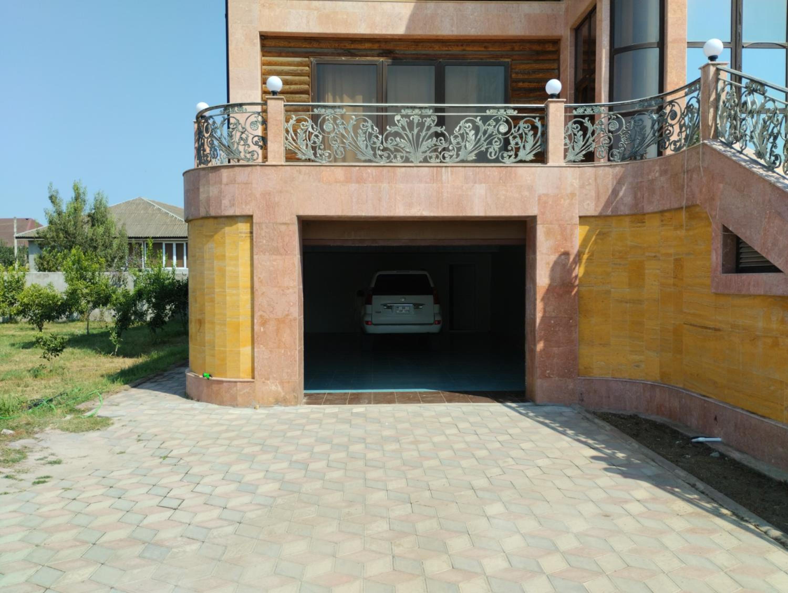 Astara Paradise Villa