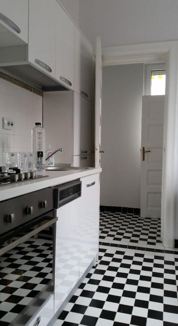 Central appartment - heart of Bucharest - sector 1 - new renovated - open space view 3