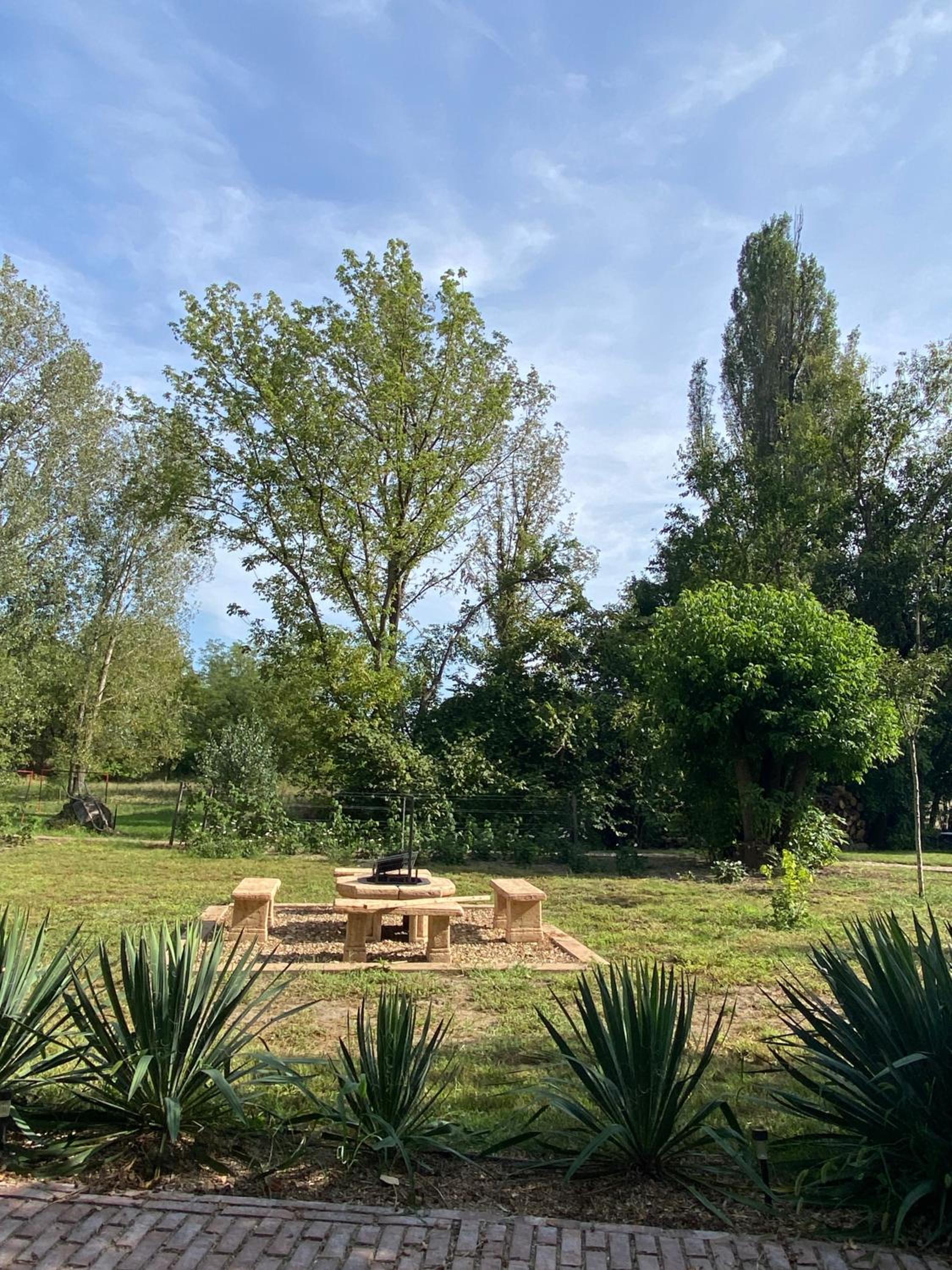 PusztaFarm - Boutique Retreat with Wellness 6 to 8 Guests
