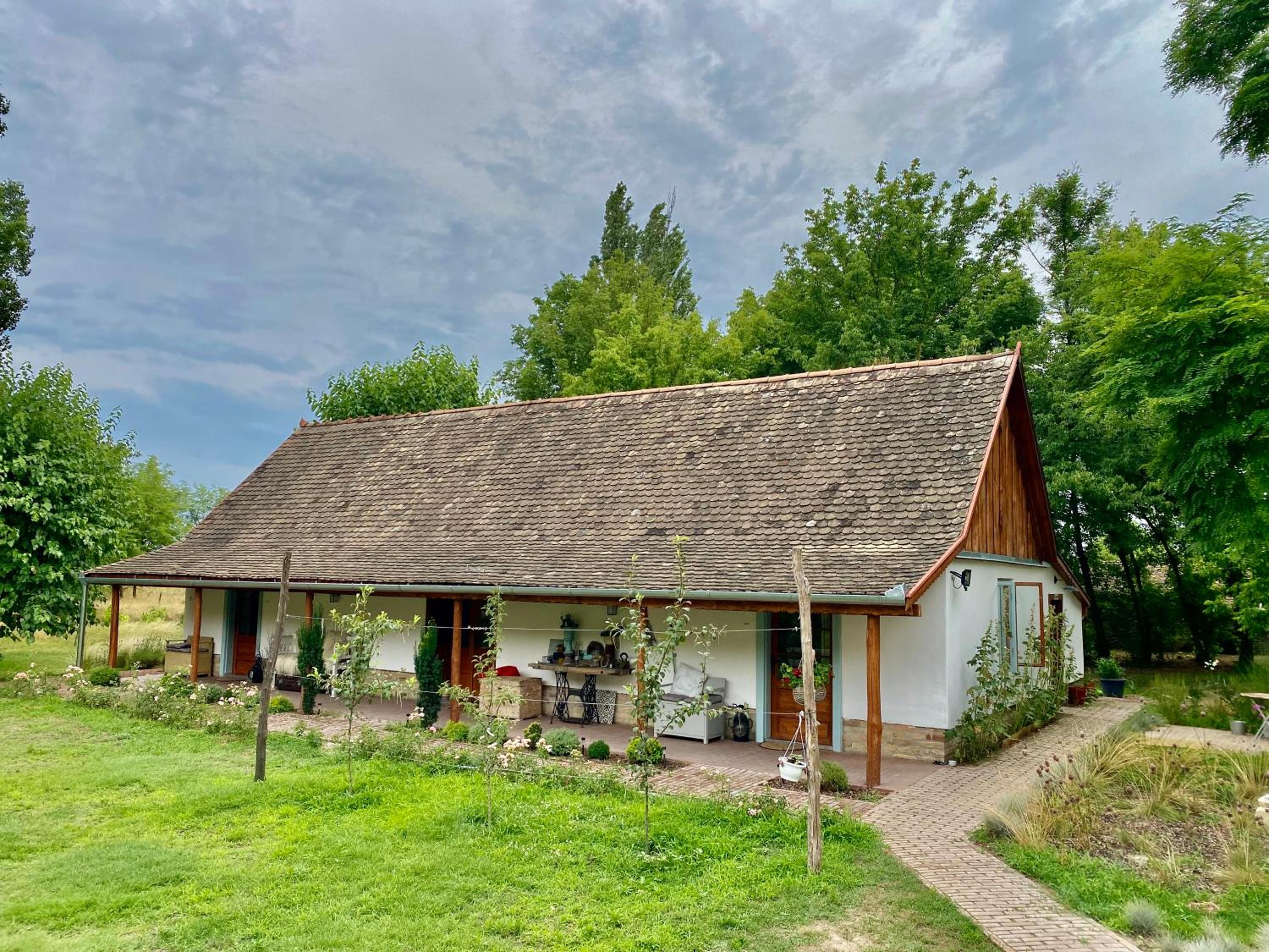 PusztaFarm - Boutique Retreat with Wellness 6 to 8 Guests
