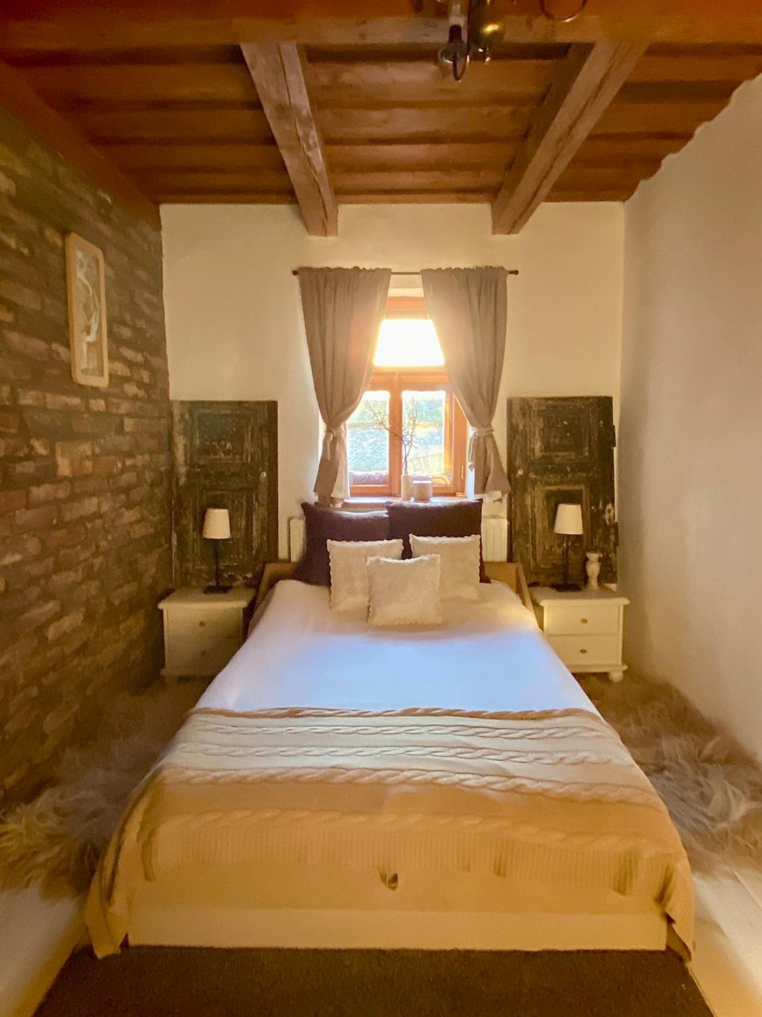 PusztaFarm - Boutique Retreat with Wellness 6 to 8 Guests