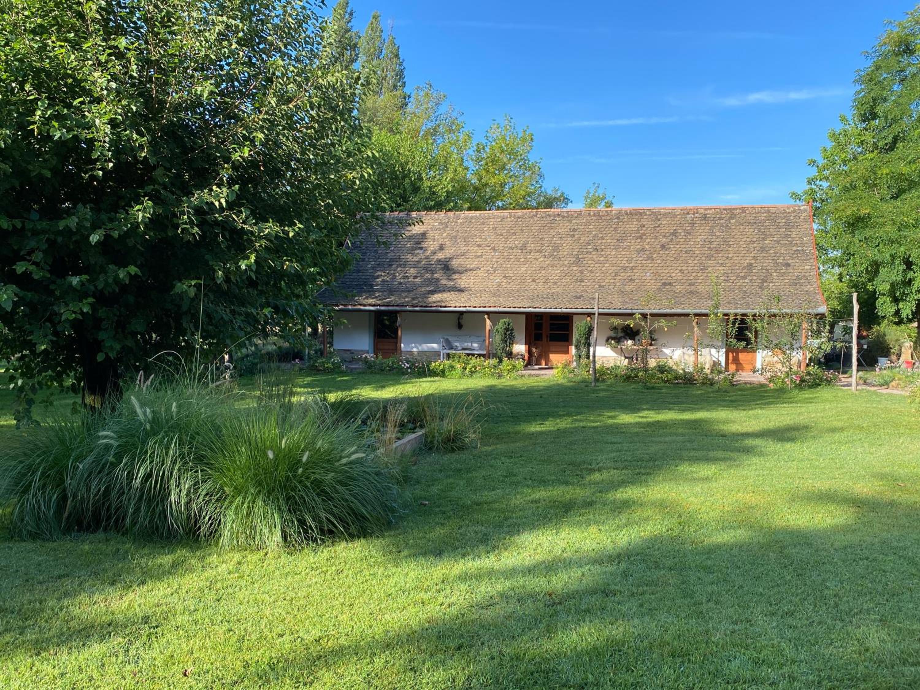 PusztaFarm - Boutique Retreat with Wellness 6 to 8 Guests