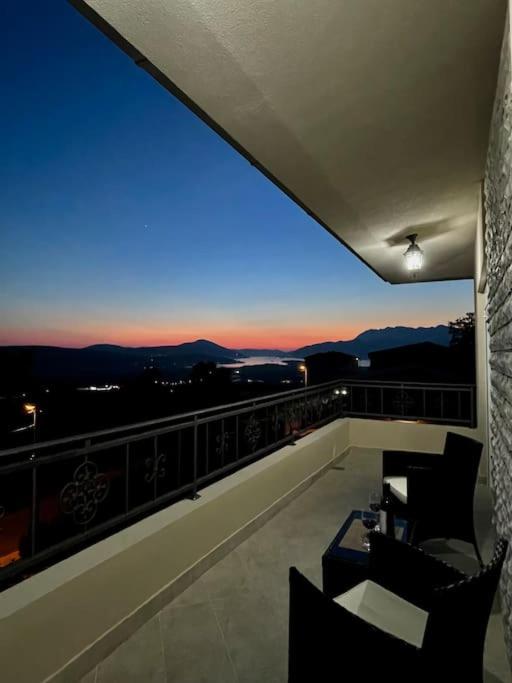 Sunset house 23 view 2