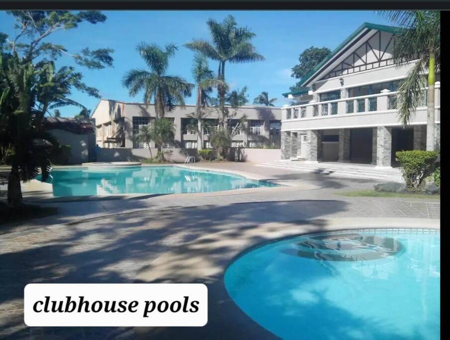 Tagaytay Tropical Vacation House view 2