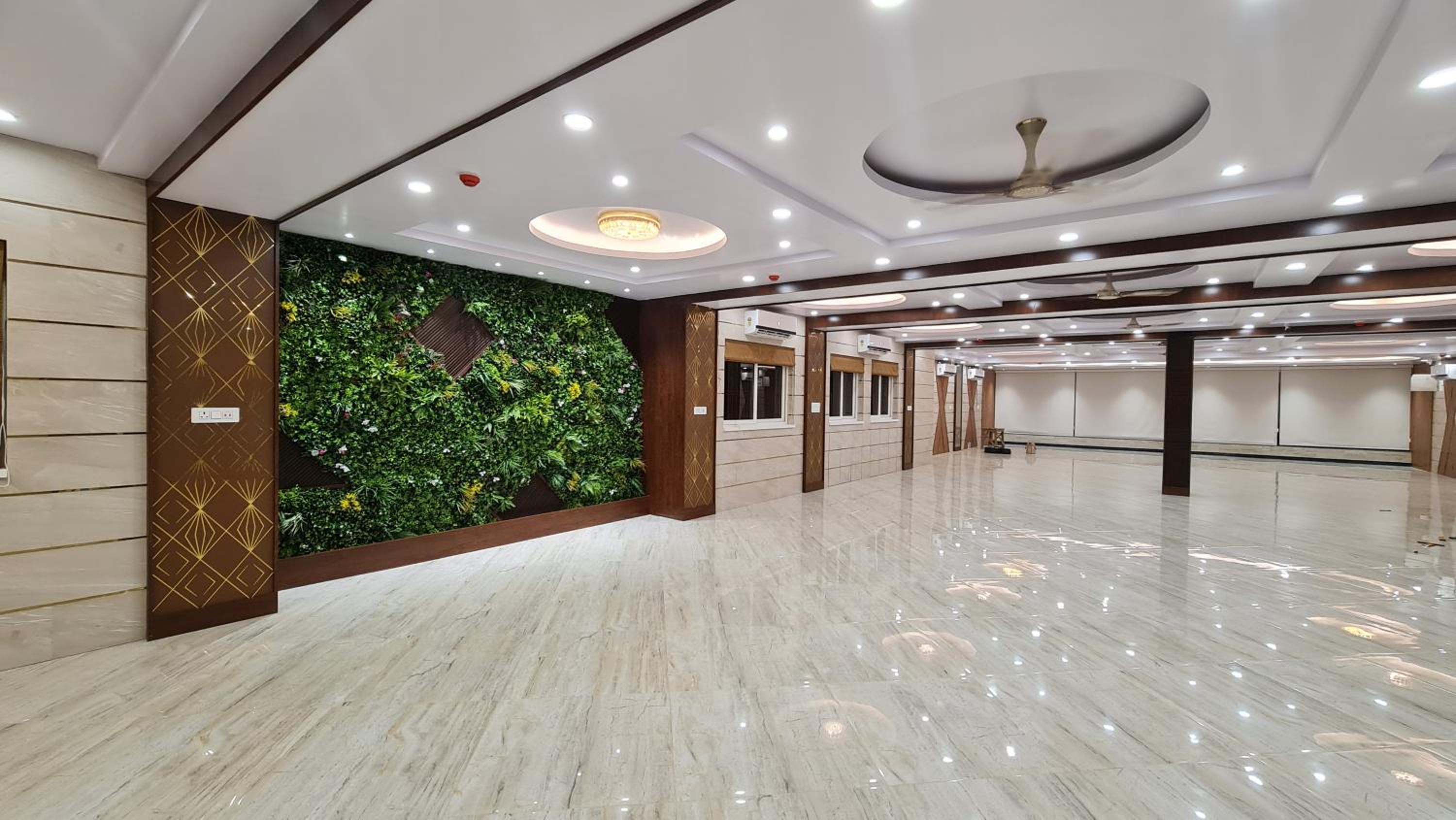 Hotel Sabhekar