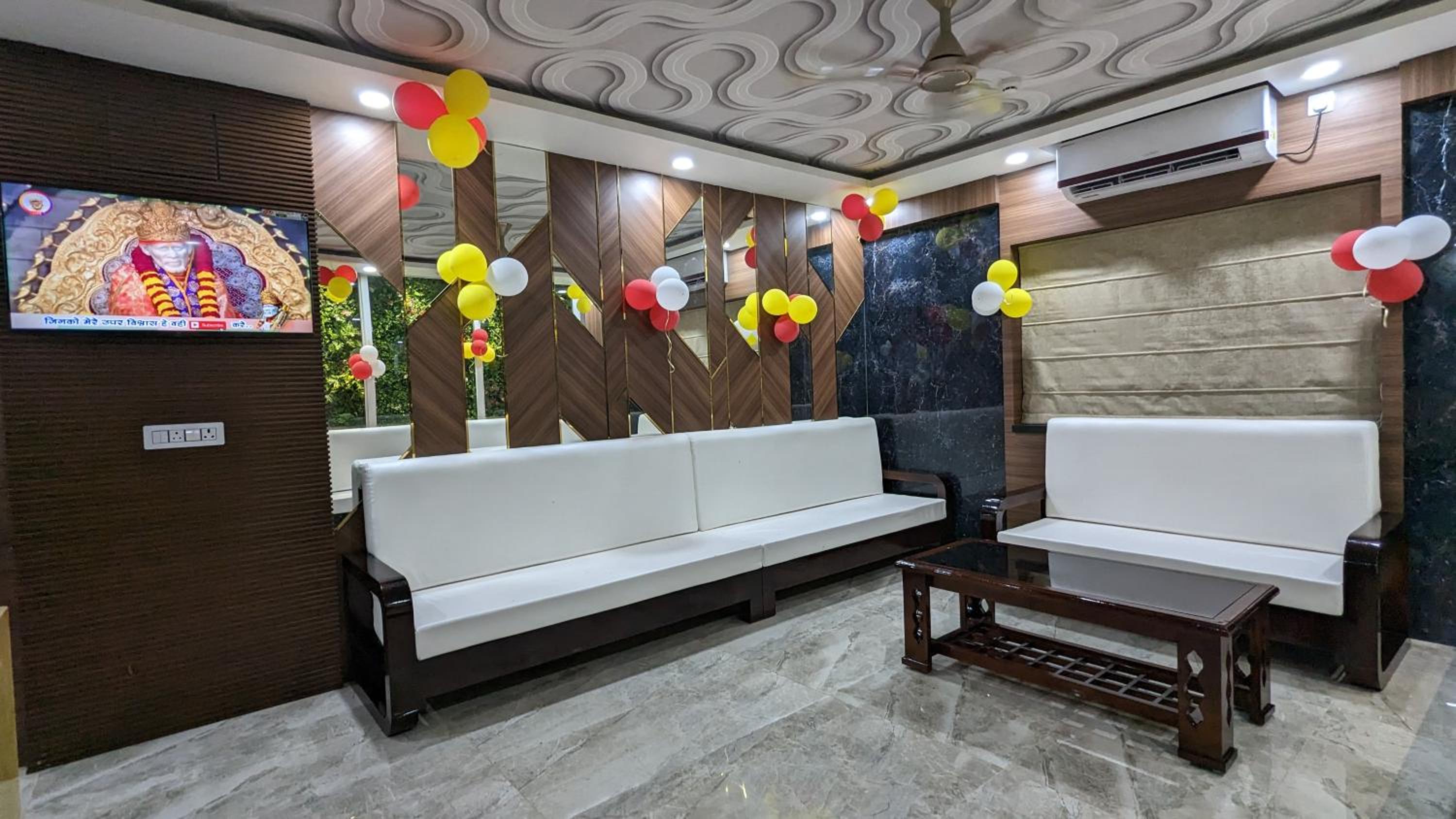 Hotel Sabhekar