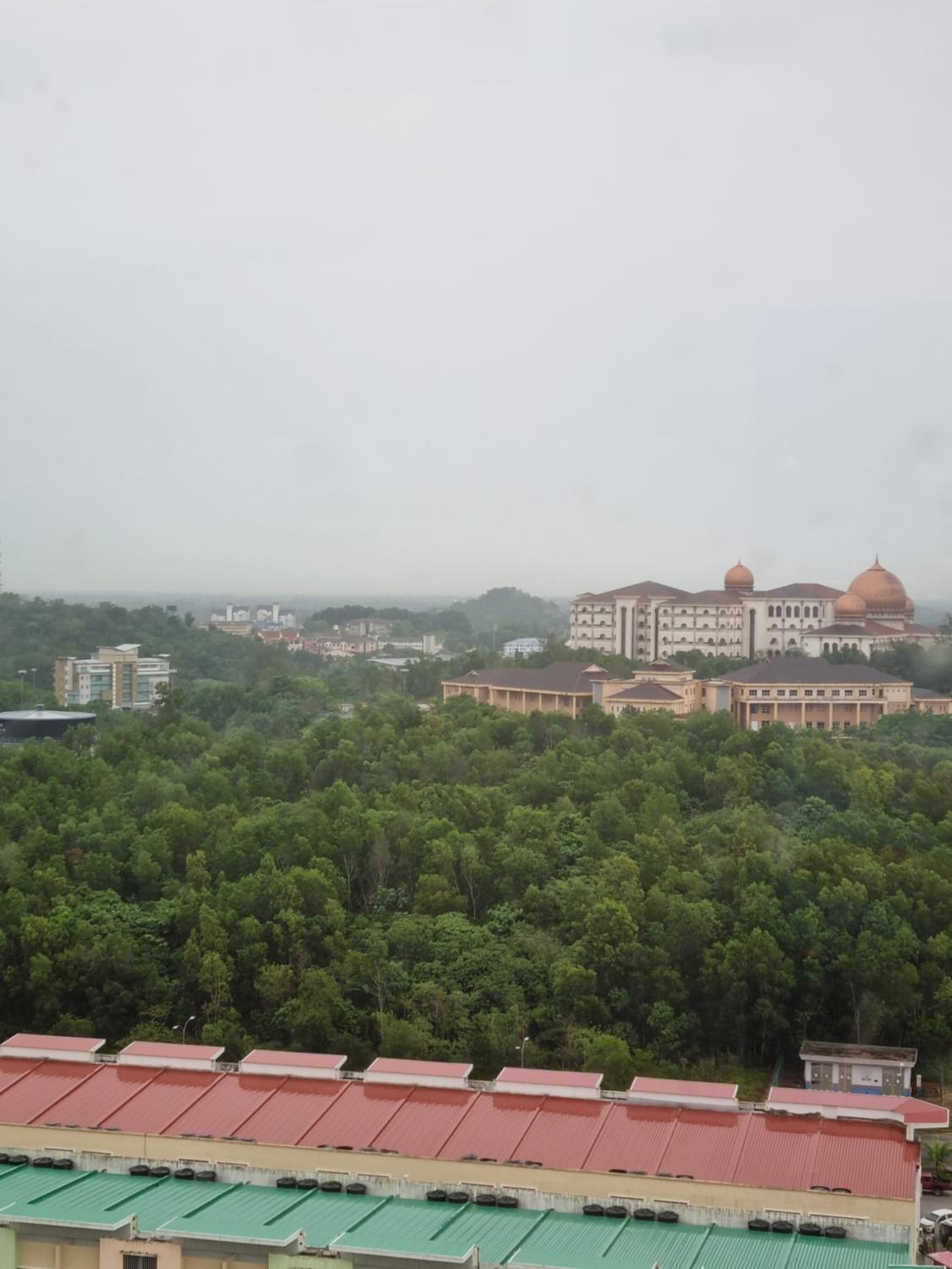 Mahkota Valley Suite by Khatty Ali photo 2