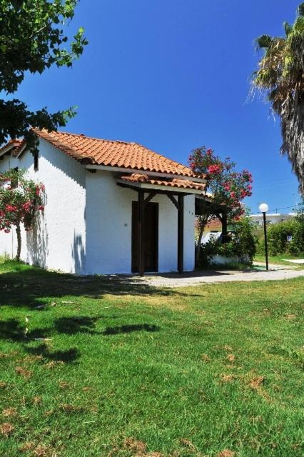 Apartments Korakakis Beach