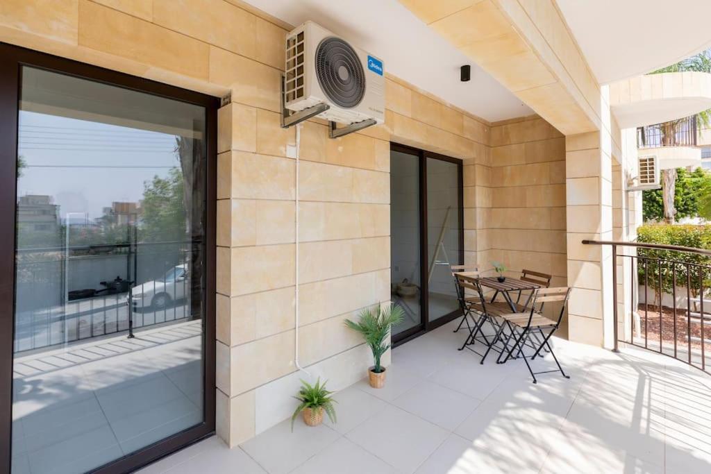 Epicurian Residence