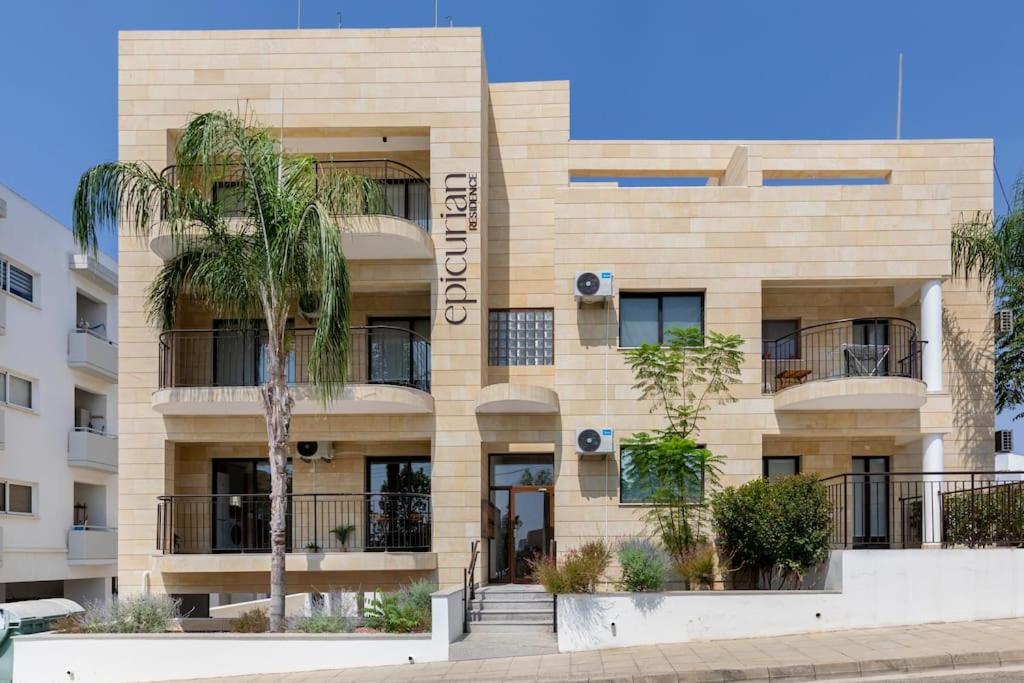 Epicurian Residence