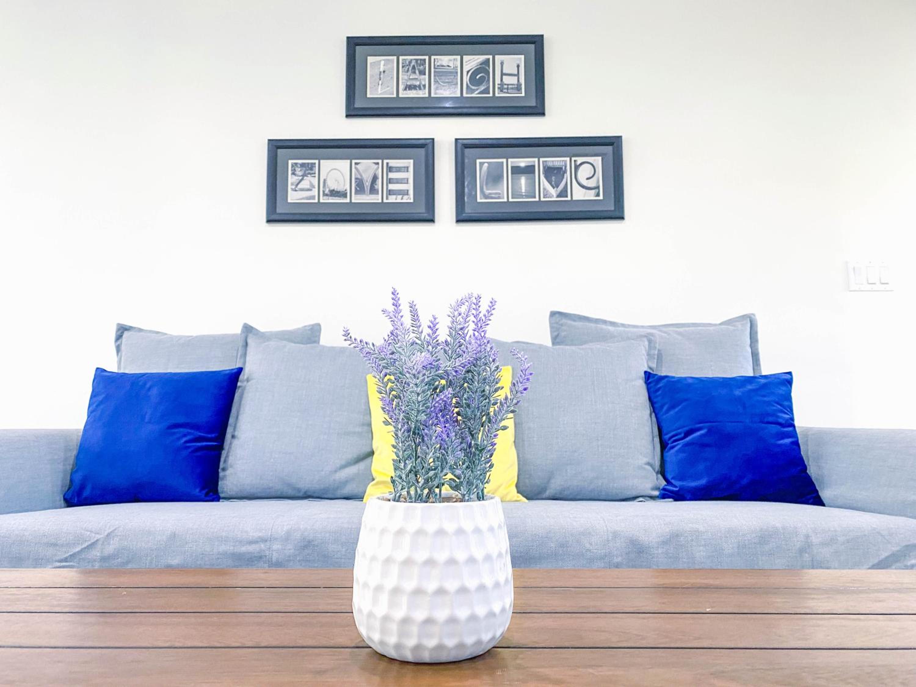 Stylish 3 BR/3BR family house