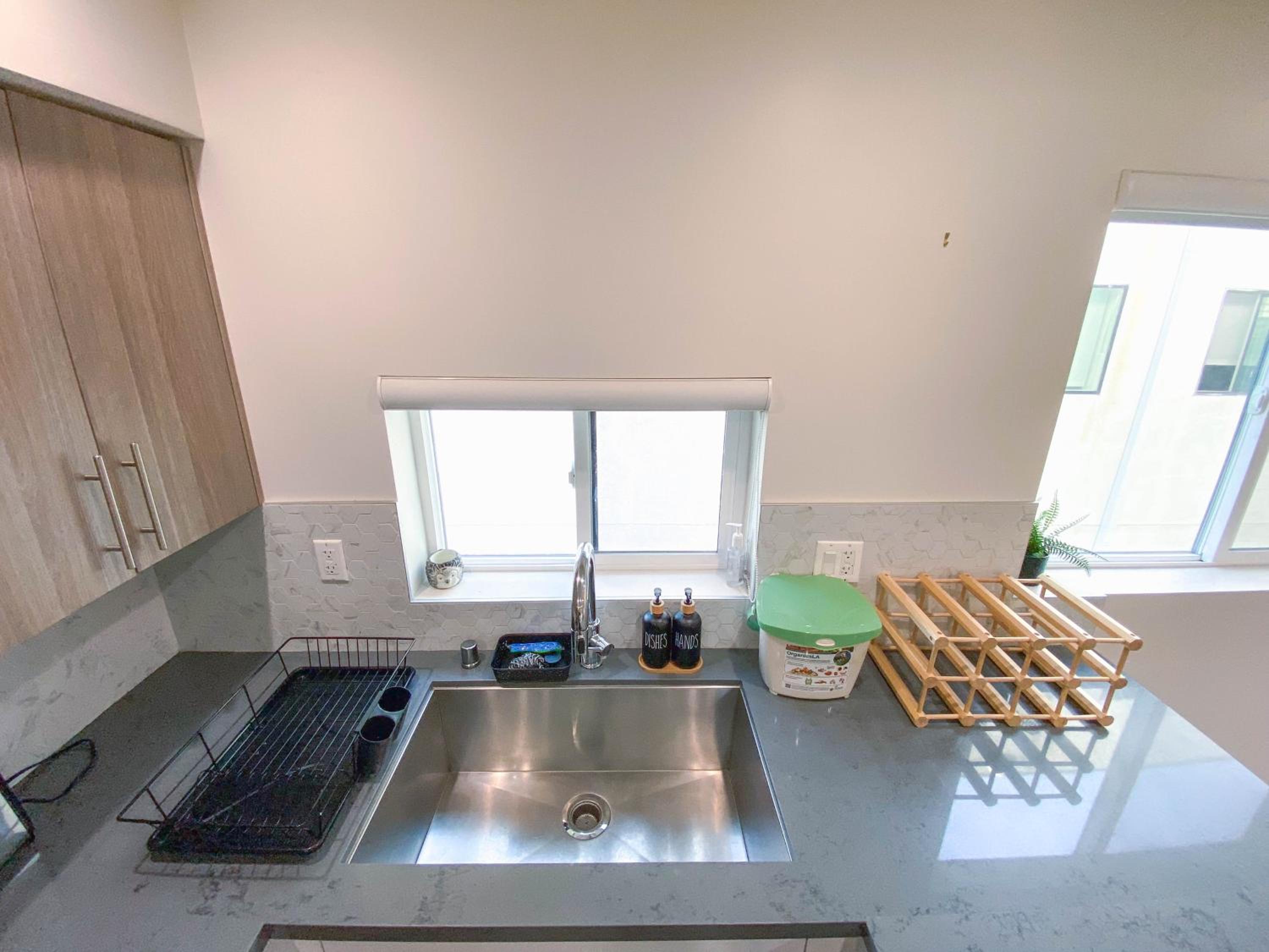 Stylish 3 BR/3BR family house