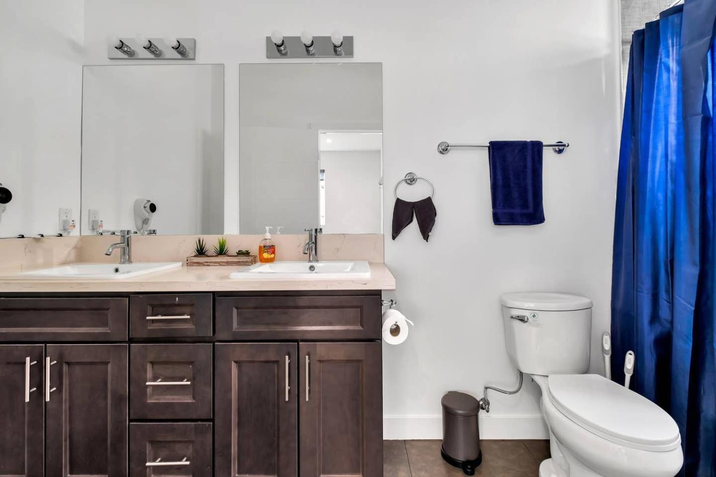 Hollywood 3BR home near metro