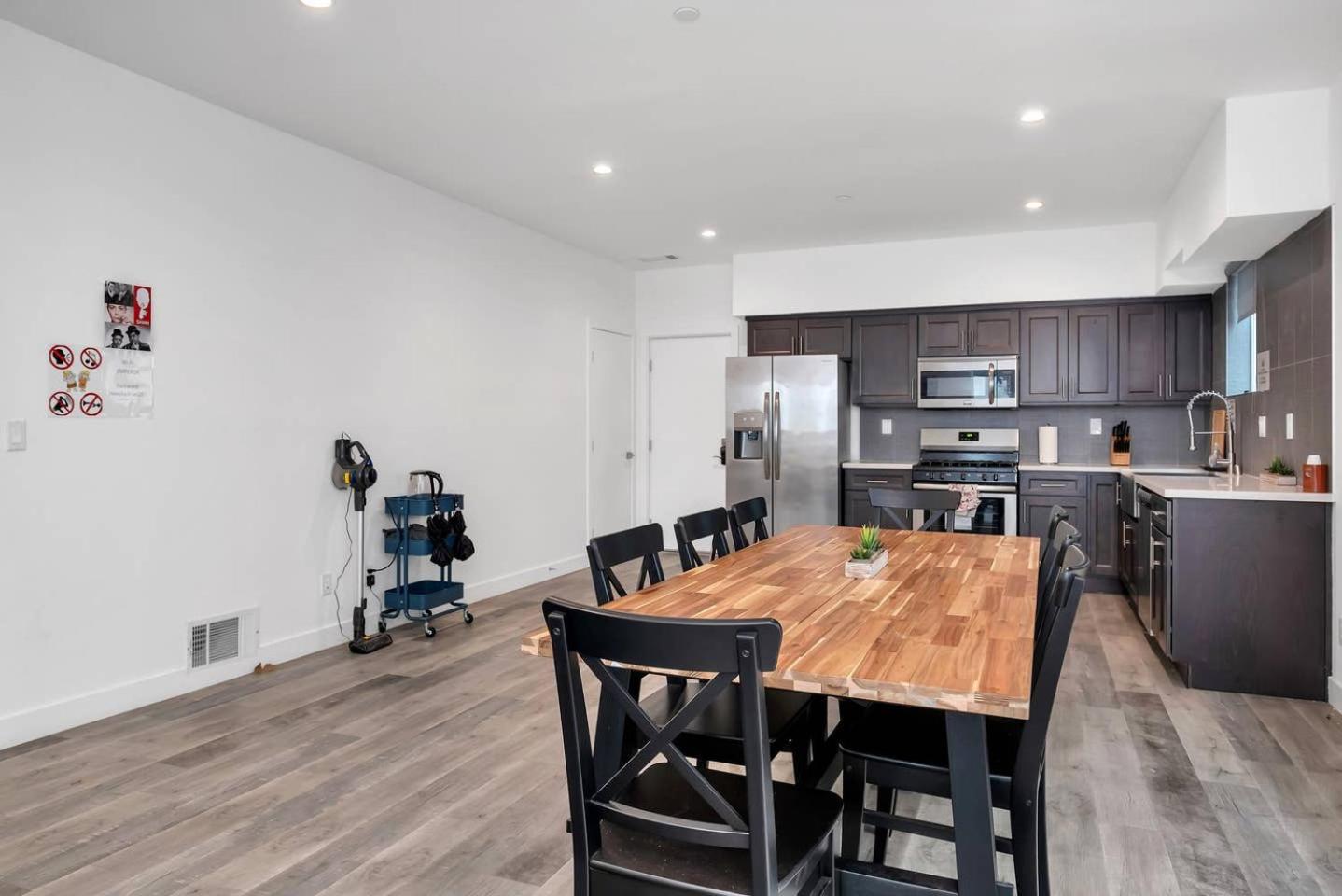 Hollywood 3BR home near metro