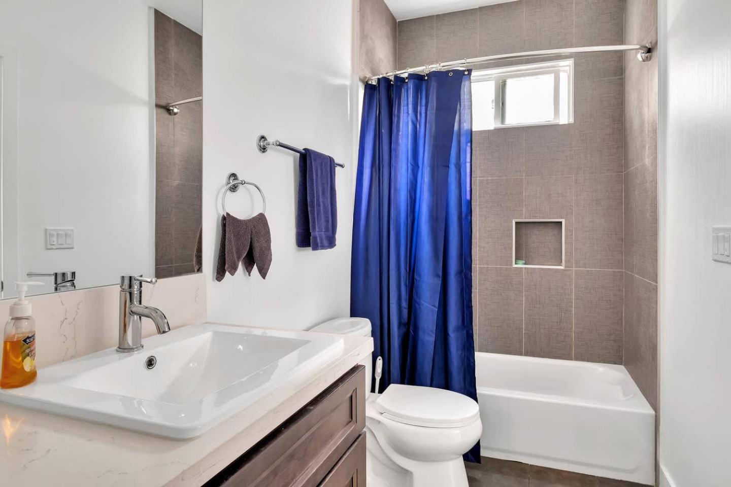 Hollywood 3BR home near metro