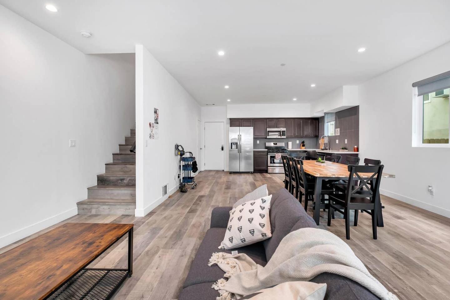 Hollywood 3BR home near metro