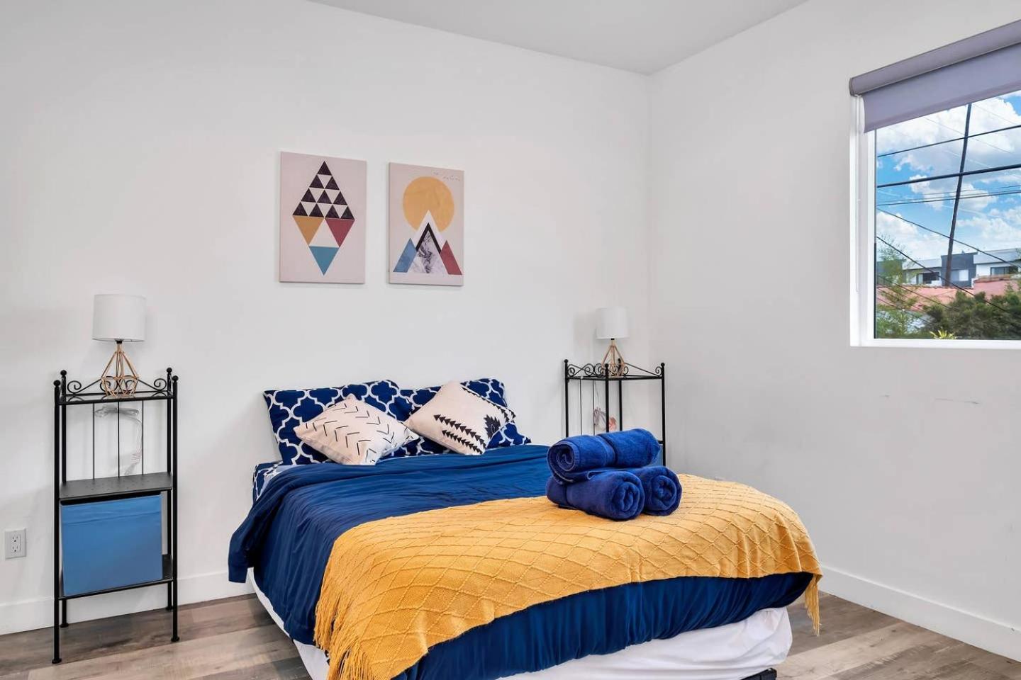 Hollywood 3BR home near metro
