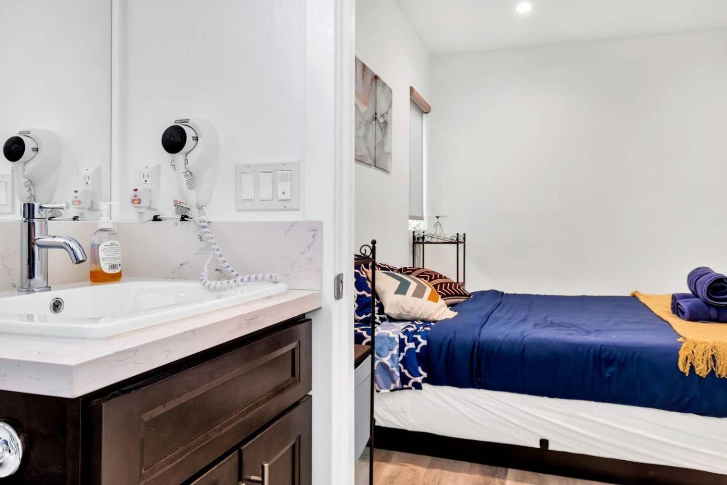 Hollywood 3BR home near metro
