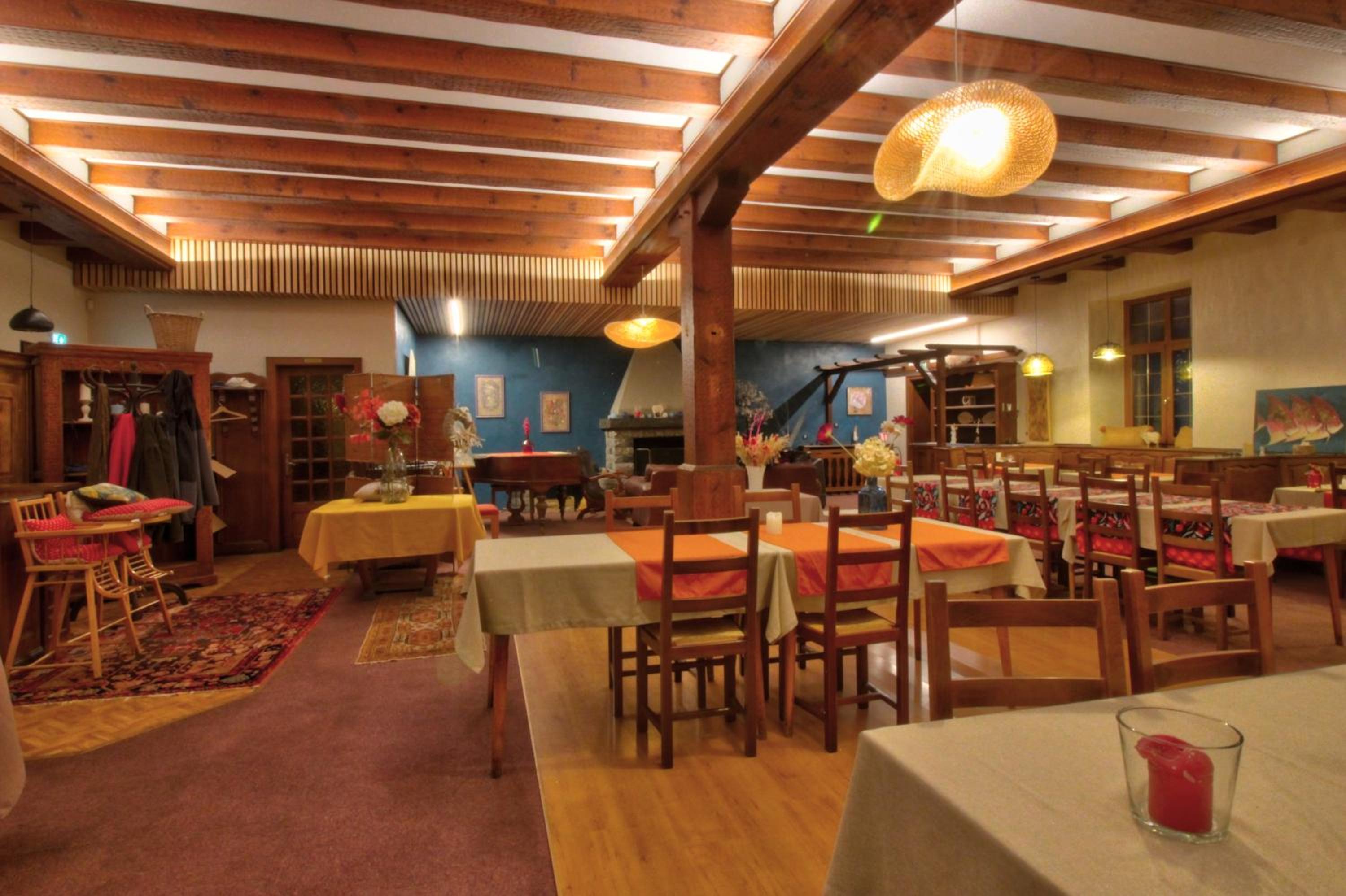 restaurant