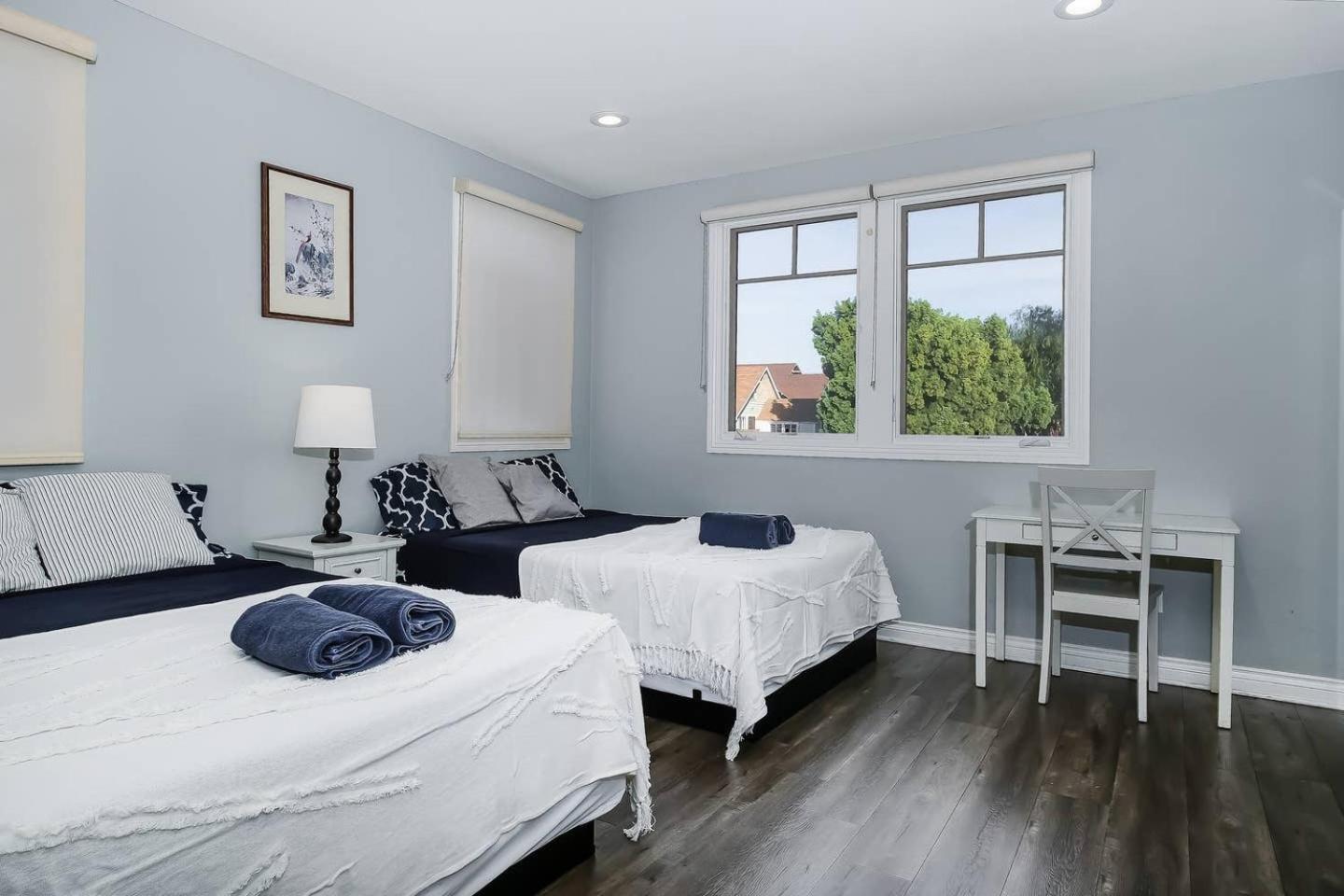 Comfy 4BR home near Korea Town