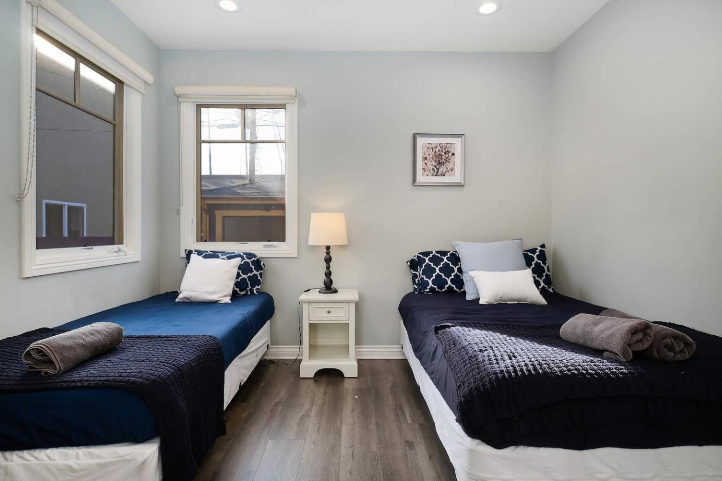 Stylish 4 BR house near Korea Town (Central LA)-4