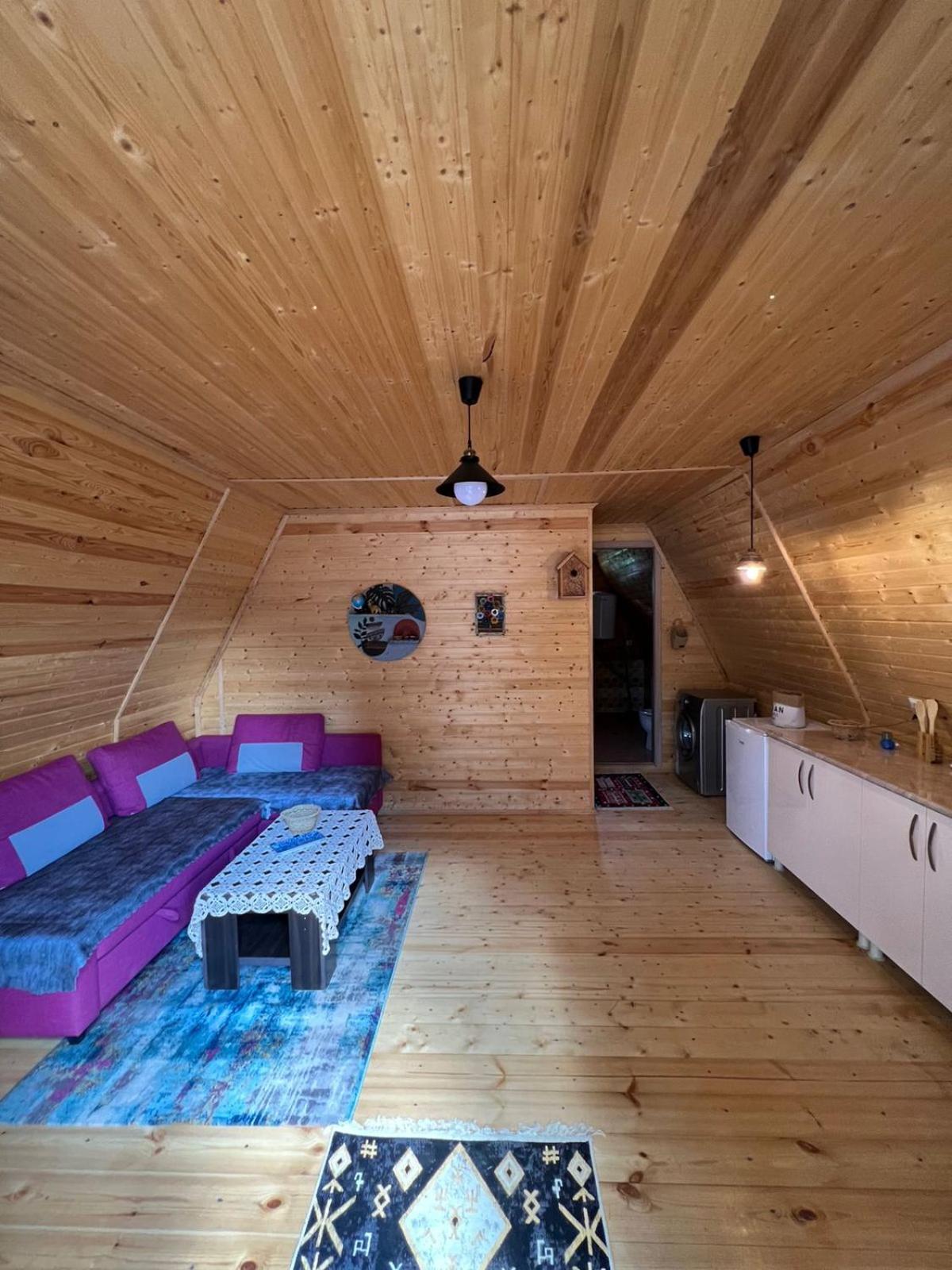 Cottage Mida