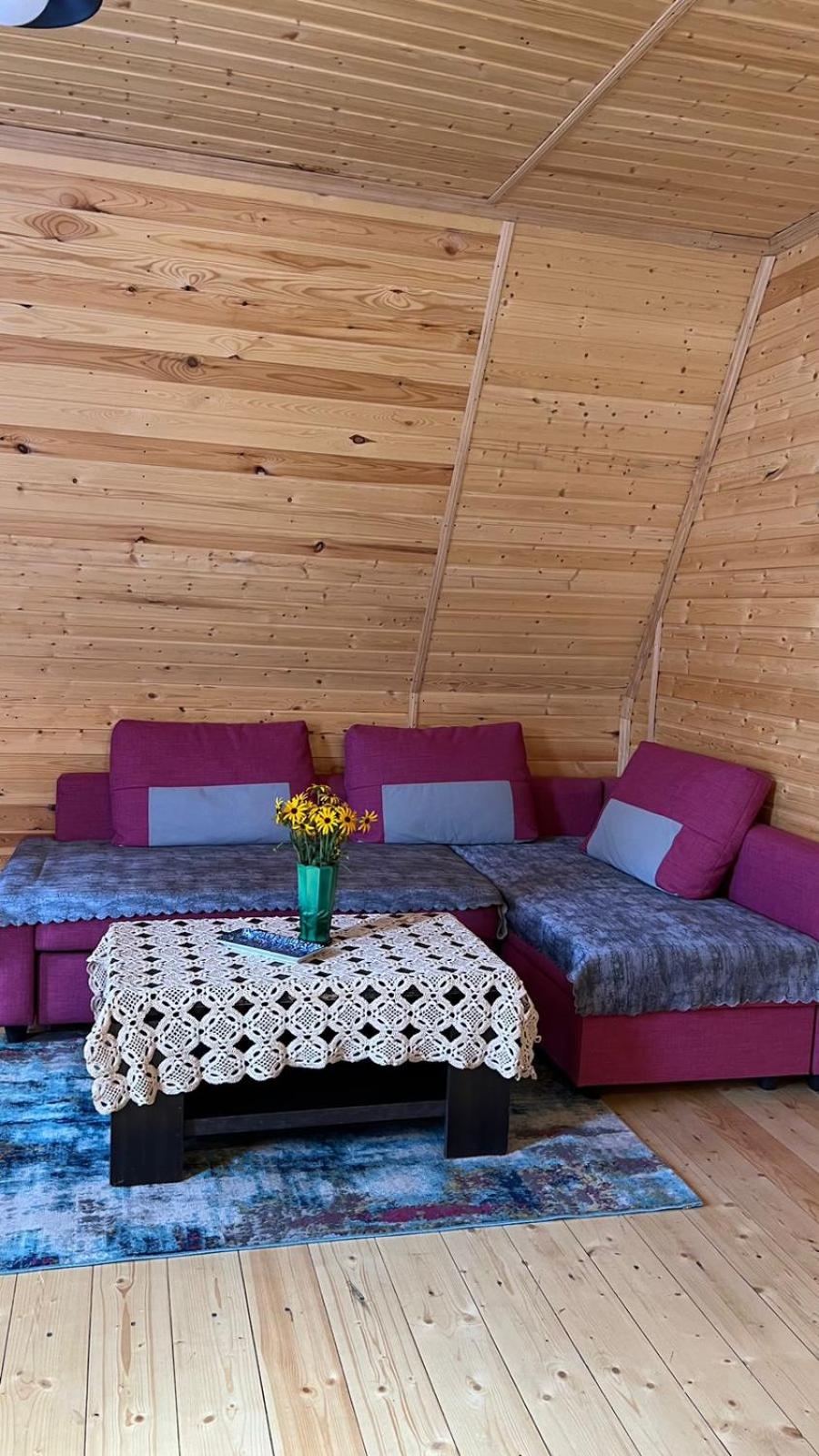 Cottage Mida