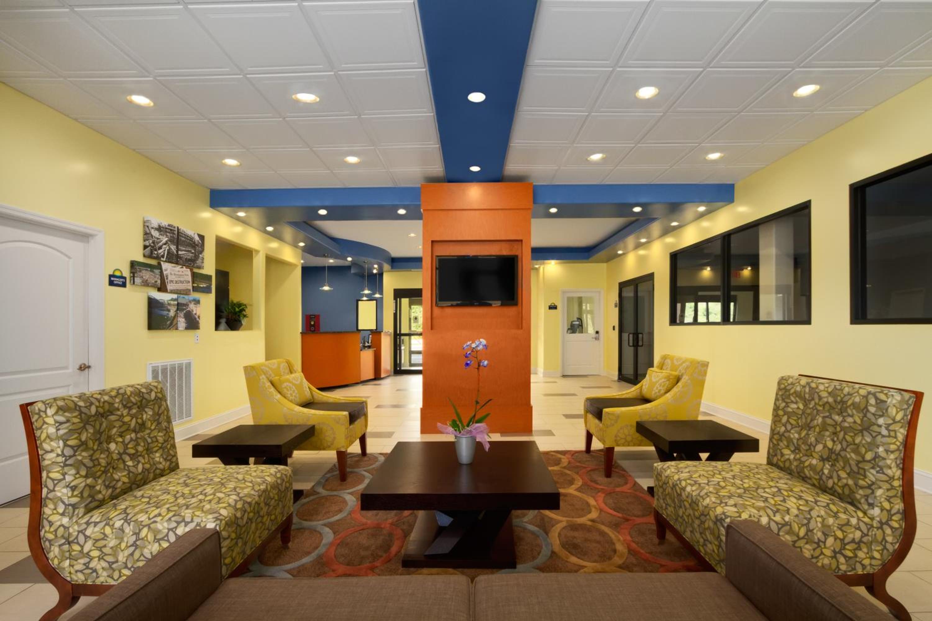 Days Inn by Wyndham Fultondale
