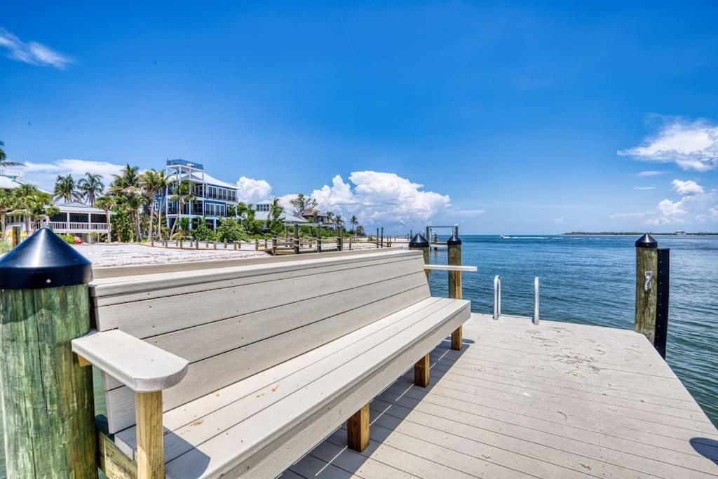 BEACHFRONT-Amazing Fishing,Shelling,Sunrise views! view 5