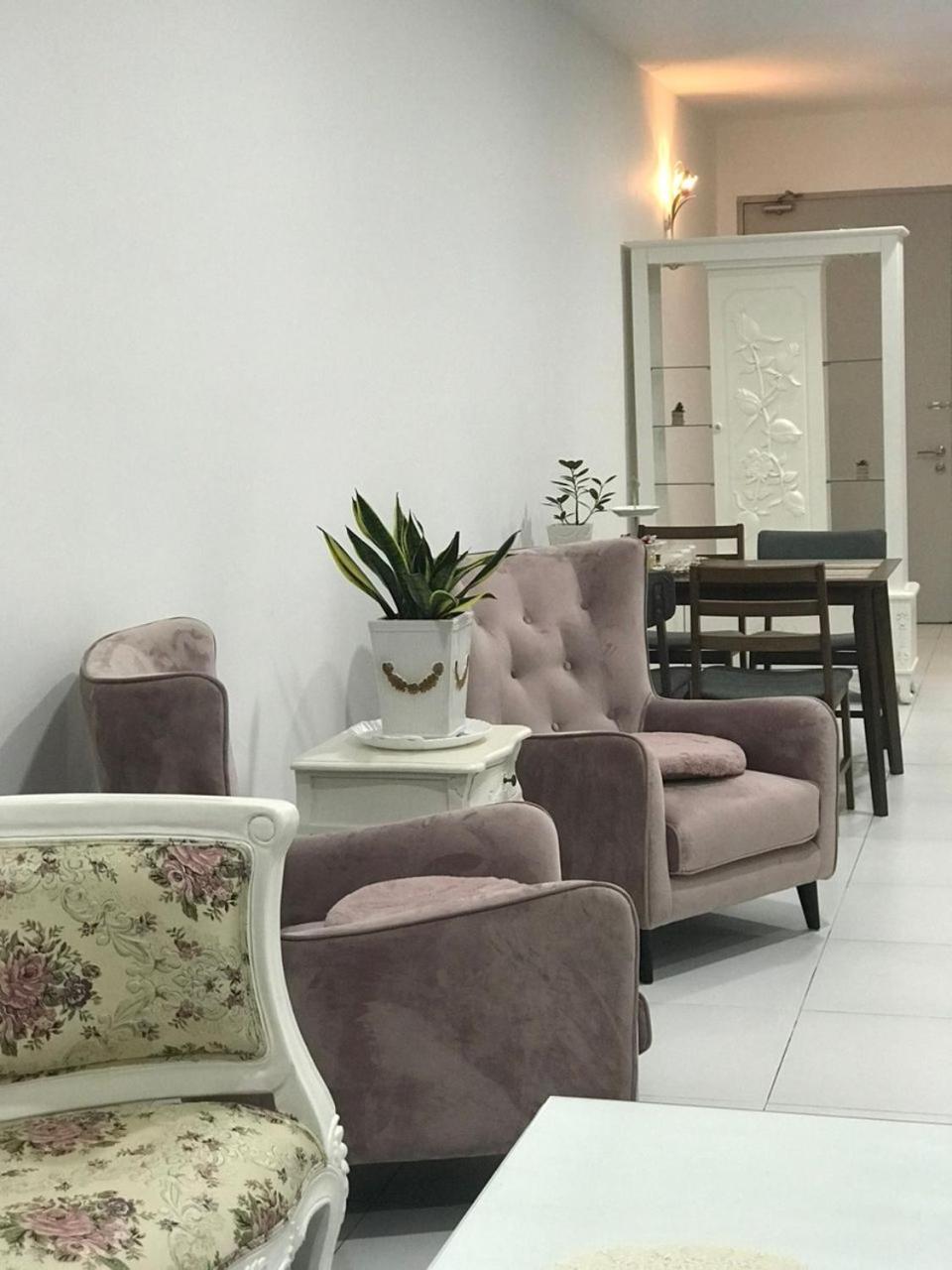 P1 Beautifully designed and cozy photo 3
