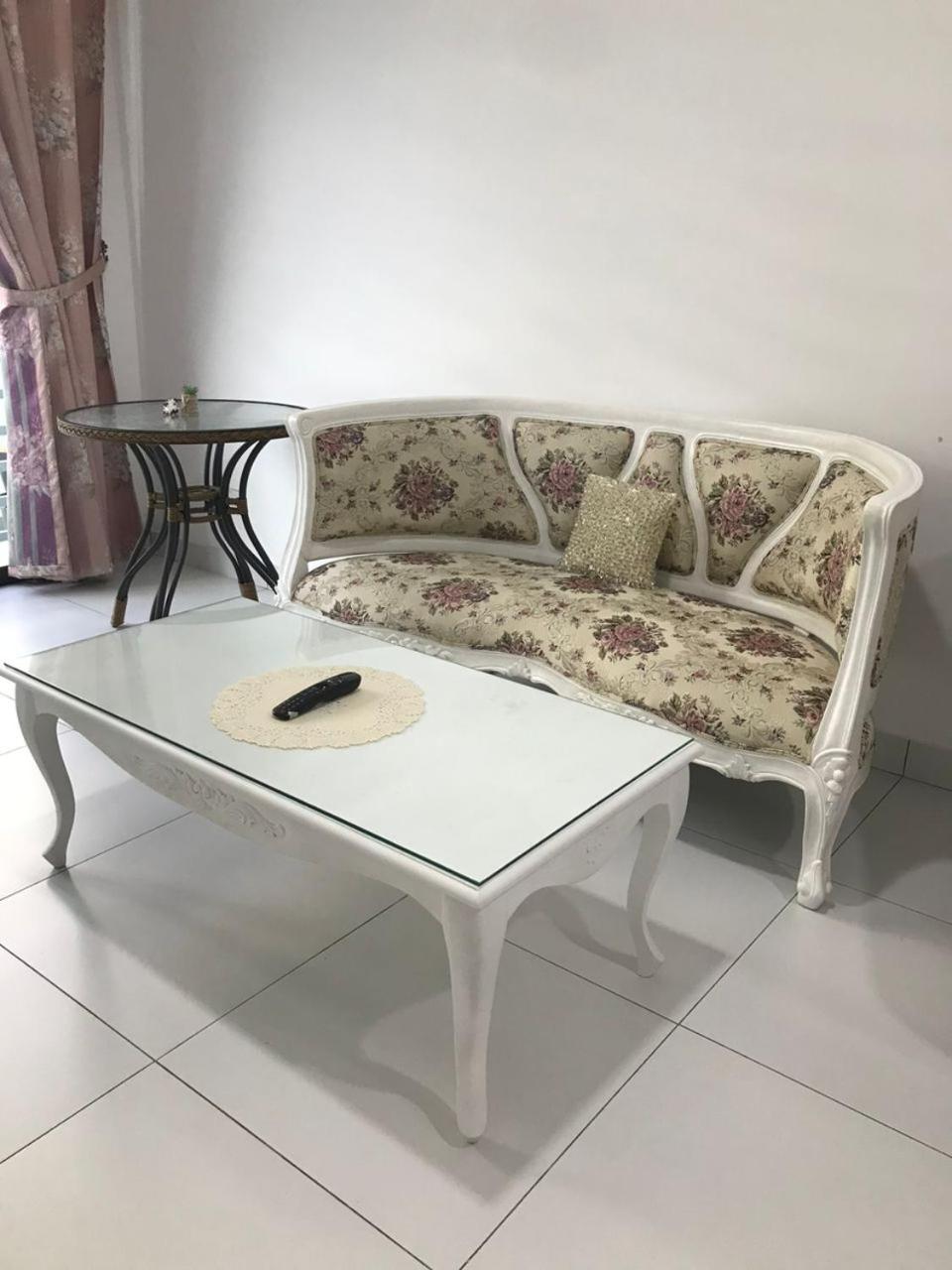 P1 Beautifully designed and cozy photo 2